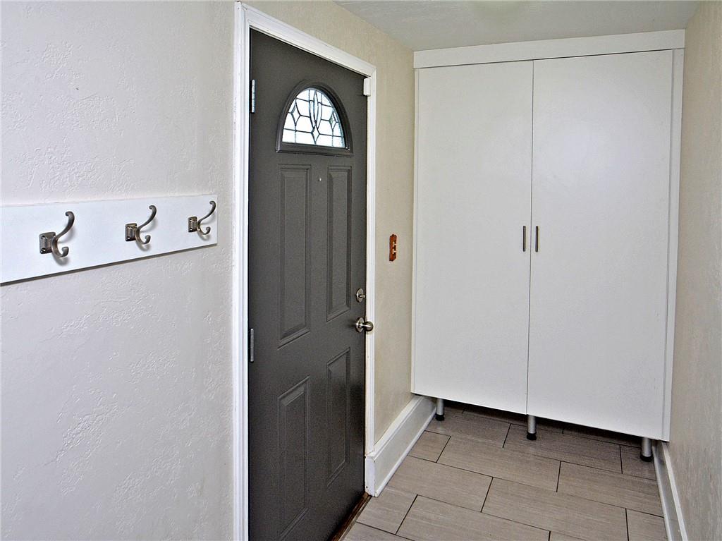 921 5 Pines Road North Huntingdon, PA 15642 - Photo 9 of 31 Gallery Image 9
