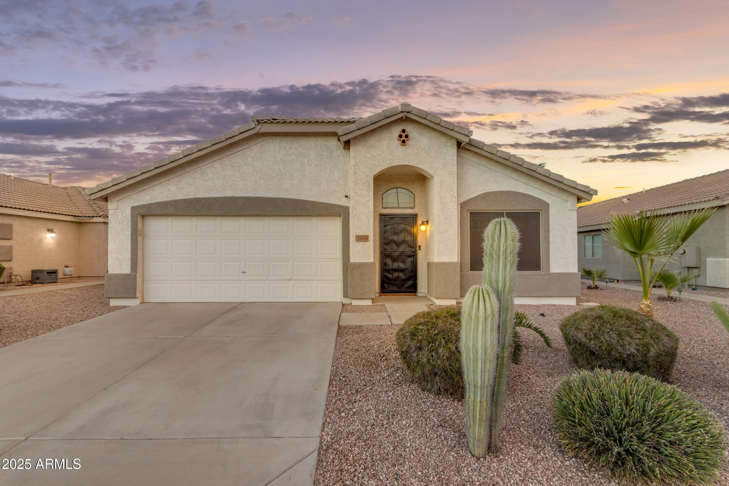 13438 West Redfield Road Surprise, AZ 85379 - Photo 2 of 75 2_187_a4m_surp