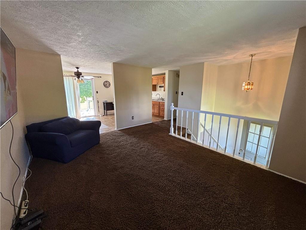 416 Meeting House Road Bridgeville, PA 15017 - Photo 4 of 23