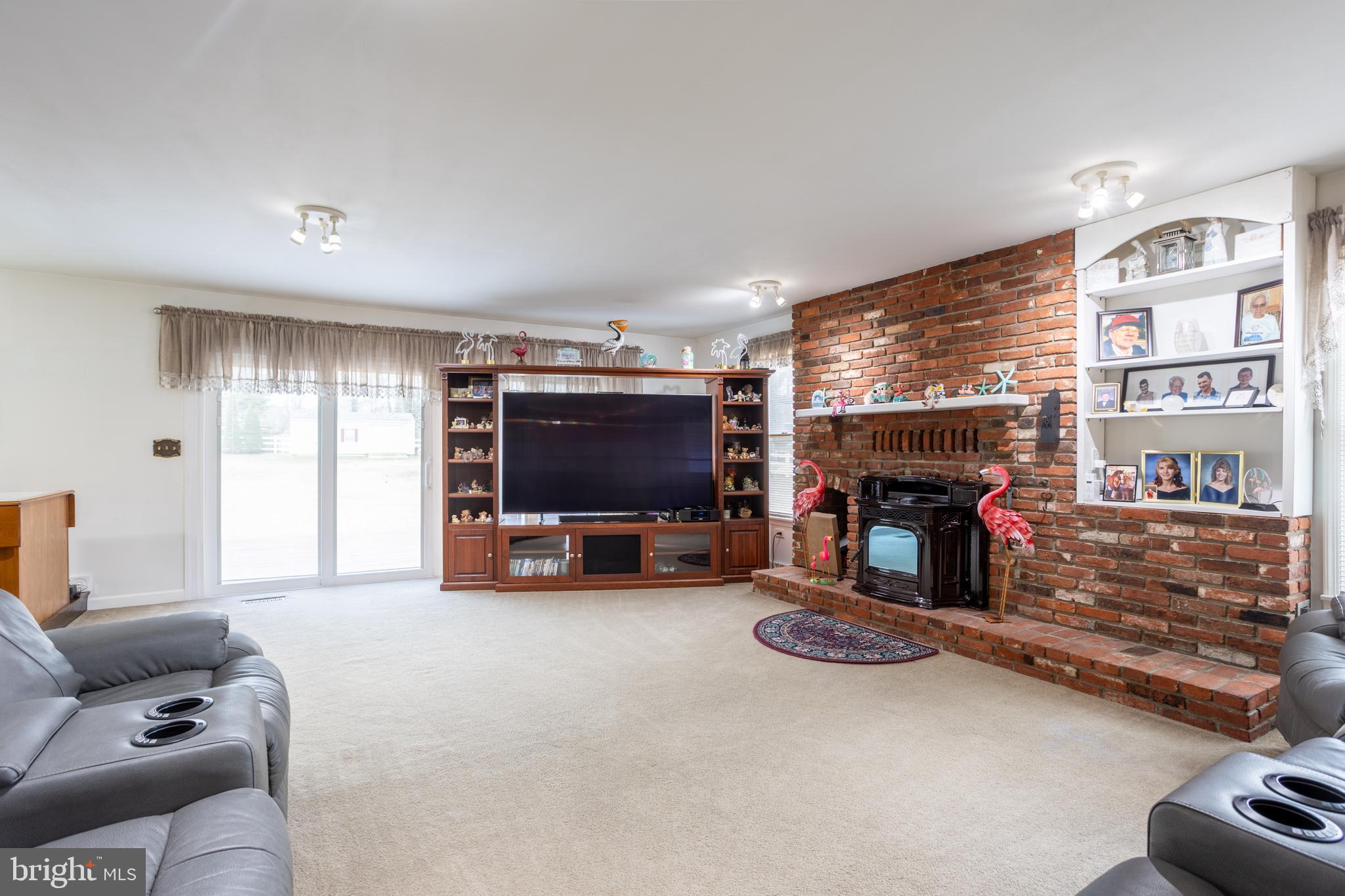 Blackhead Road Baltimore, MD 21220 - Photo 20 of 50 Living room with fireplace