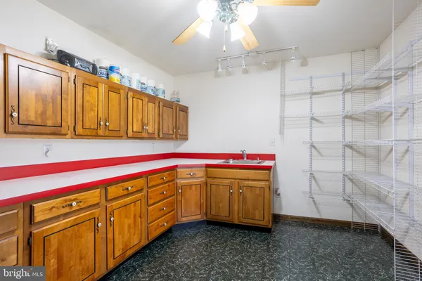 a view of walk in closet