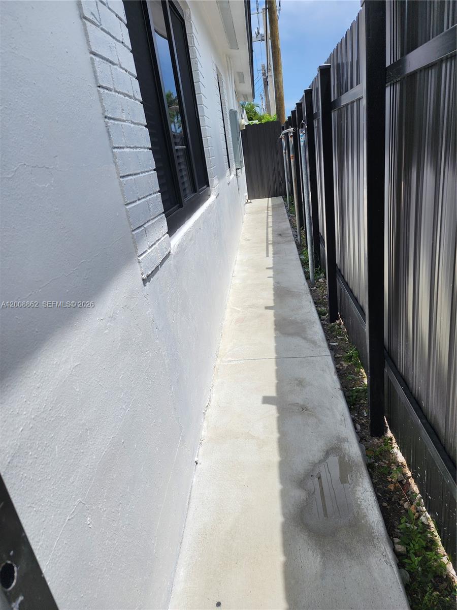 8701 Southwest 36th Street Miami, FL 33165 - Photo 9 of 9