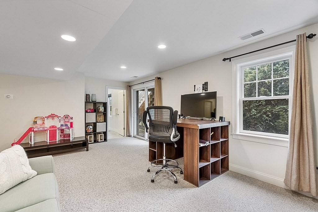 29 Quarry Road, Unit 29 Acton, MA 01720 - Photo 28 of 35