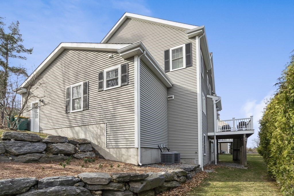 29 Quarry Road, Unit 29 Acton, MA 01720 - Photo 33 of 35