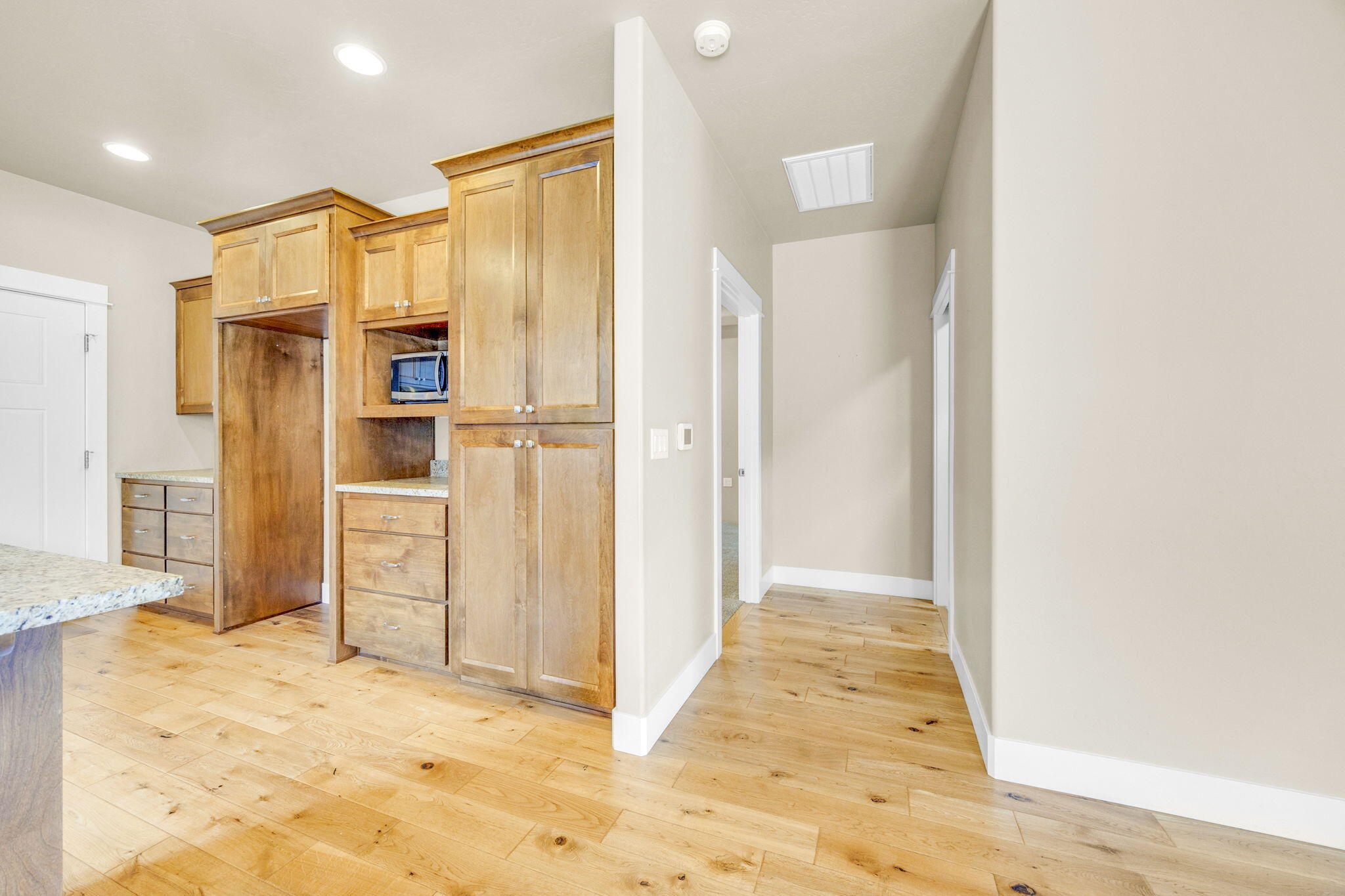 1167 Boulder Ridge Street Central Point, OR 97502 - Photo 26 of 35 APX_7957