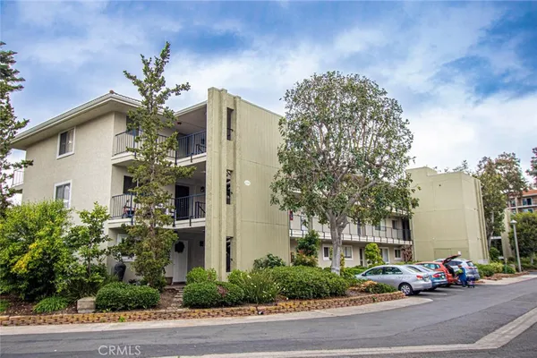 $2,500 | 3338 Punta Alta, Unit 3D, Laguna Woods, CA 92637