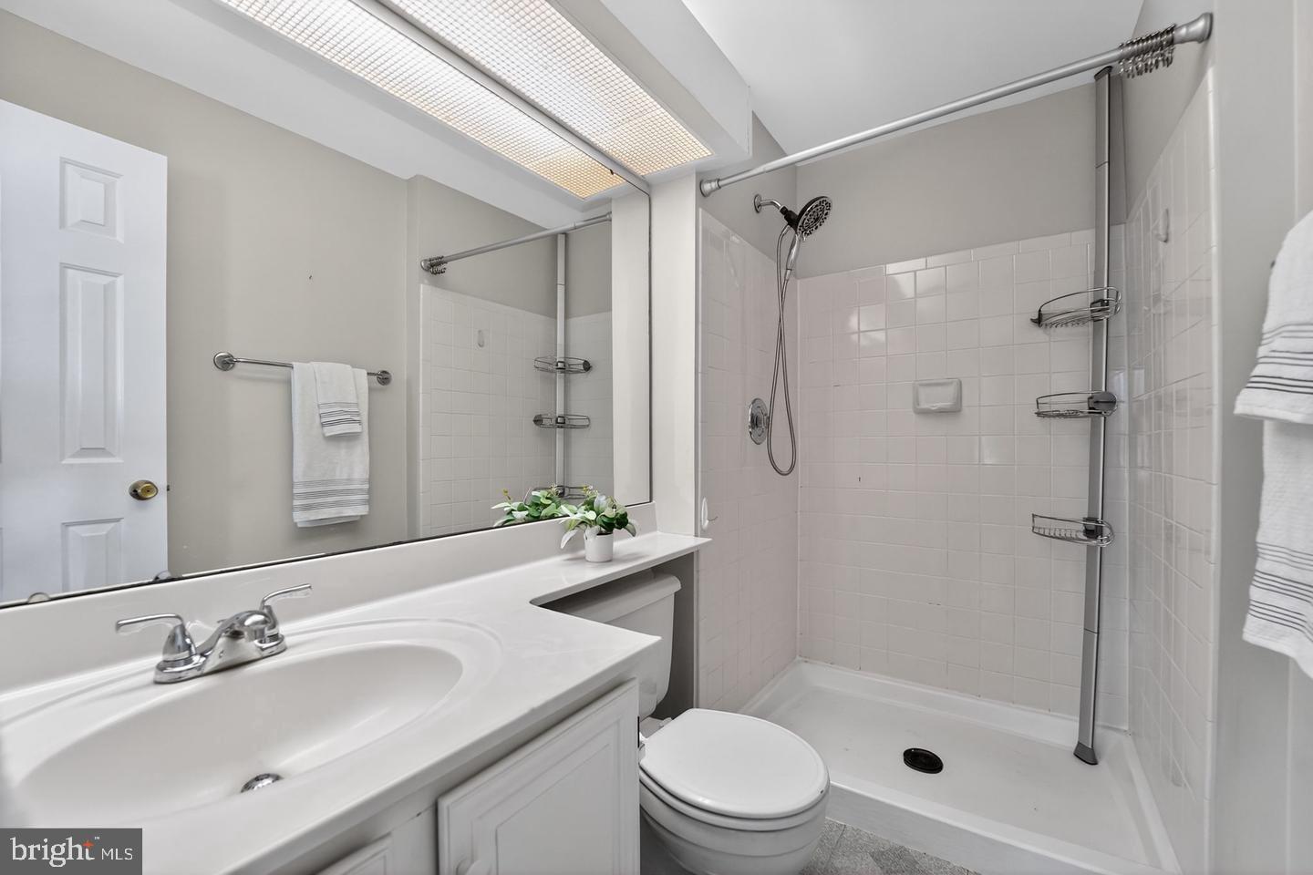 708 Suffield Drive Gaithersburg, MD 20878 - Photo 14 of 22