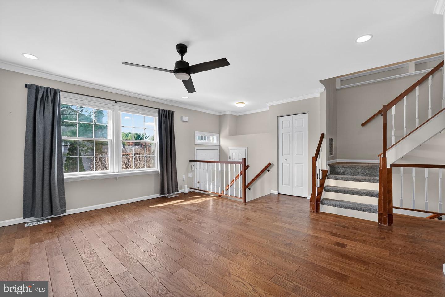 708 Suffield Drive Gaithersburg, MD 20878 - Photo 2 of 22