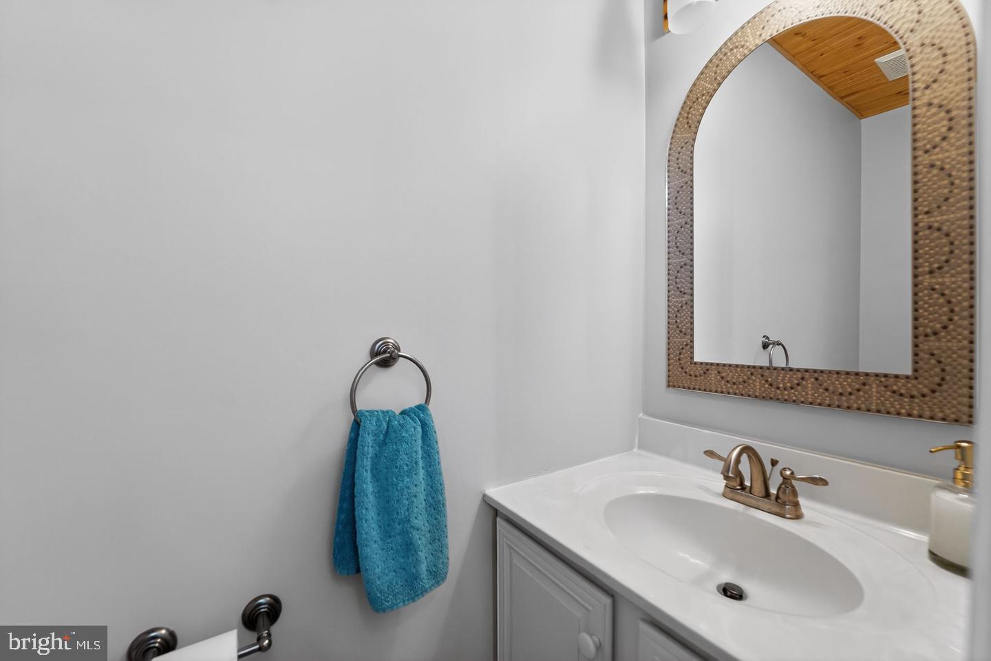 708 Suffield Drive Gaithersburg, MD 20878 - Photo 4 of 22