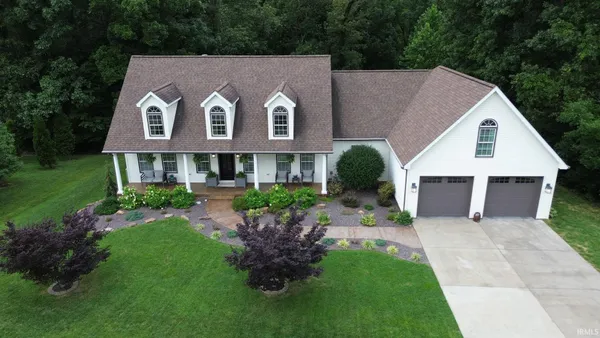 $879,000 | 10689 South Oak Ridge Estates, Haubstadt, IN 47639