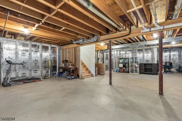 $825,000 | 177 Maple Street, Bridgewater, NJ 08807