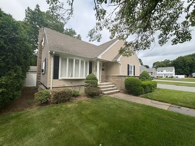 5 High Street Warwick, RI 02886 - Photo 2 of 31