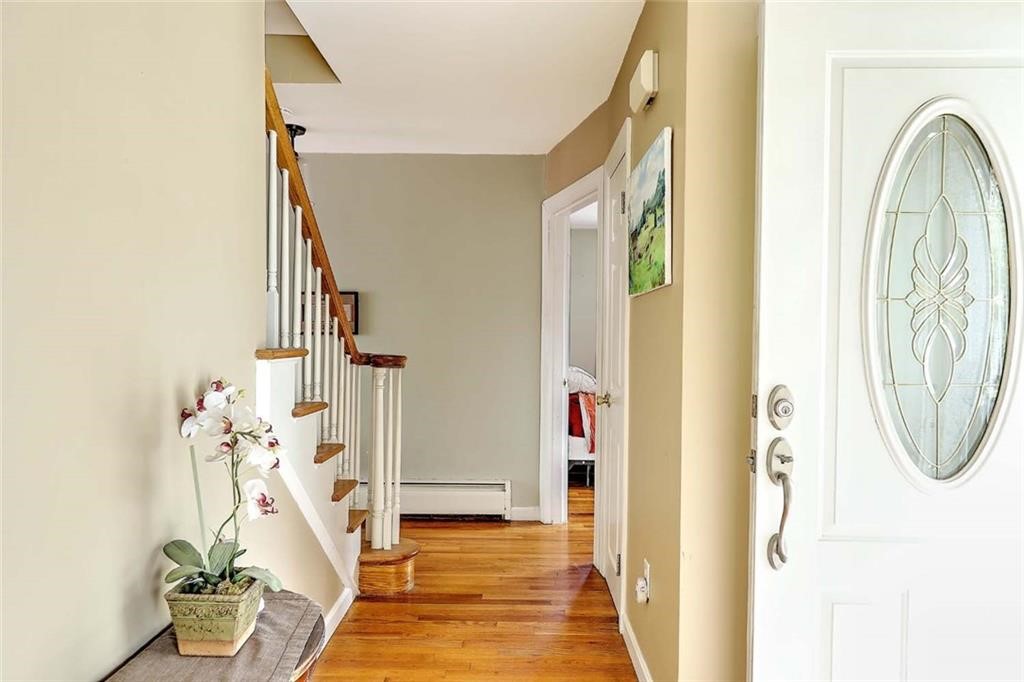 5 High Street Warwick, RI 02886 - Photo 6 of 31