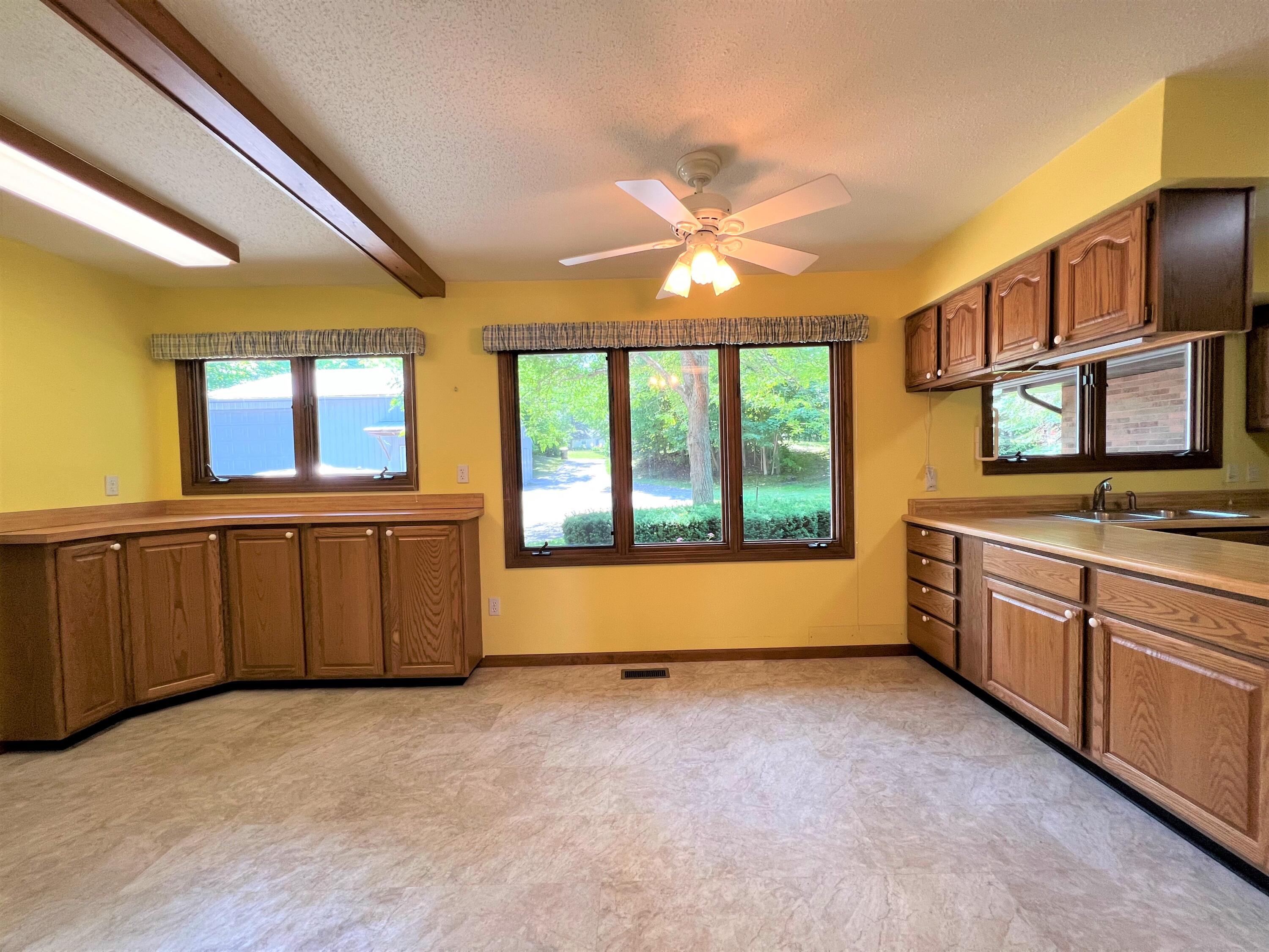 12813 Highway 23 Cheboygan, MI 49721 - Photo 22 of 66 Gallery Image 22