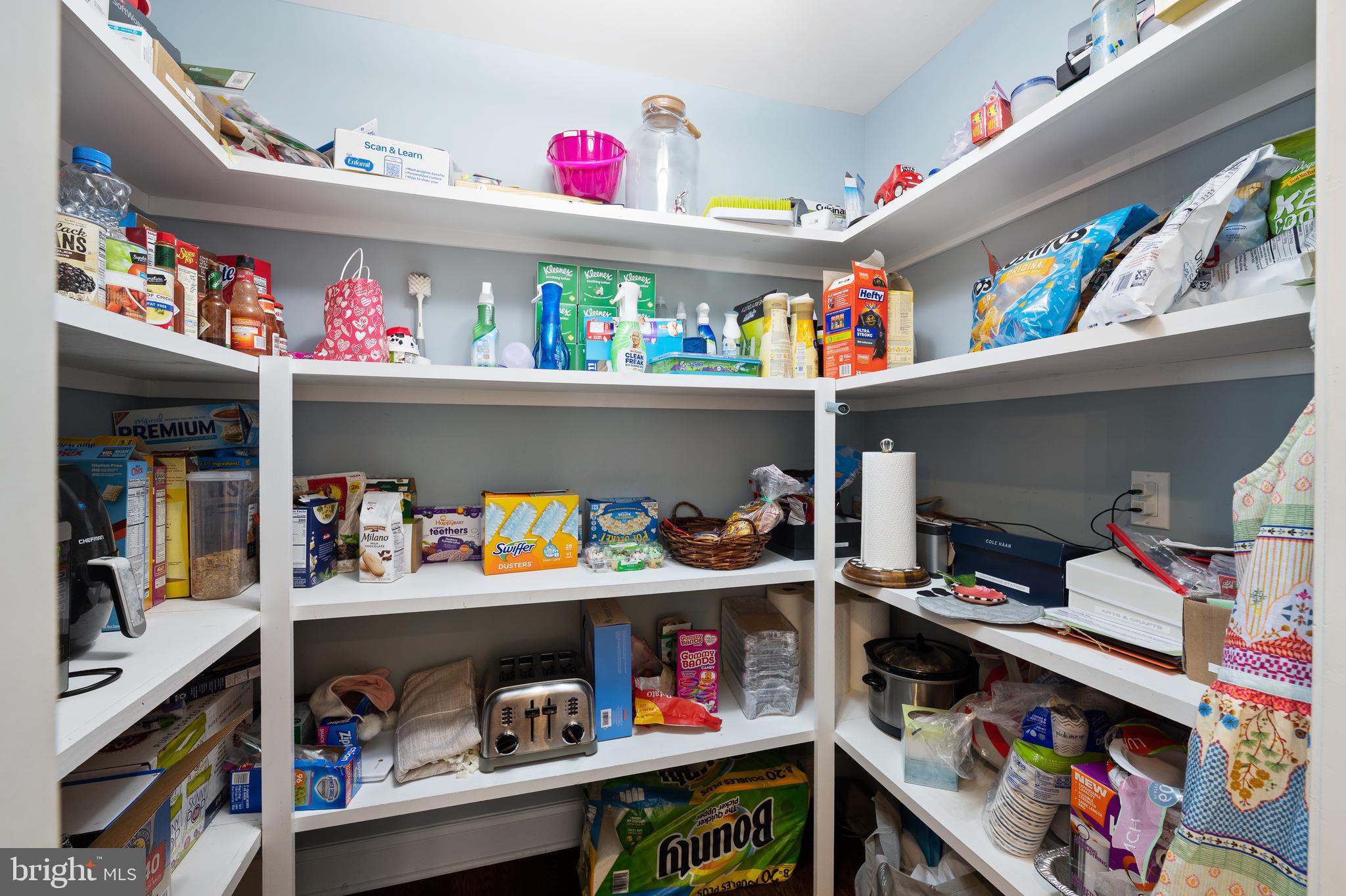 115 Barcladen Road Bryn Mawr, PA 19010 - Photo 13 of 39