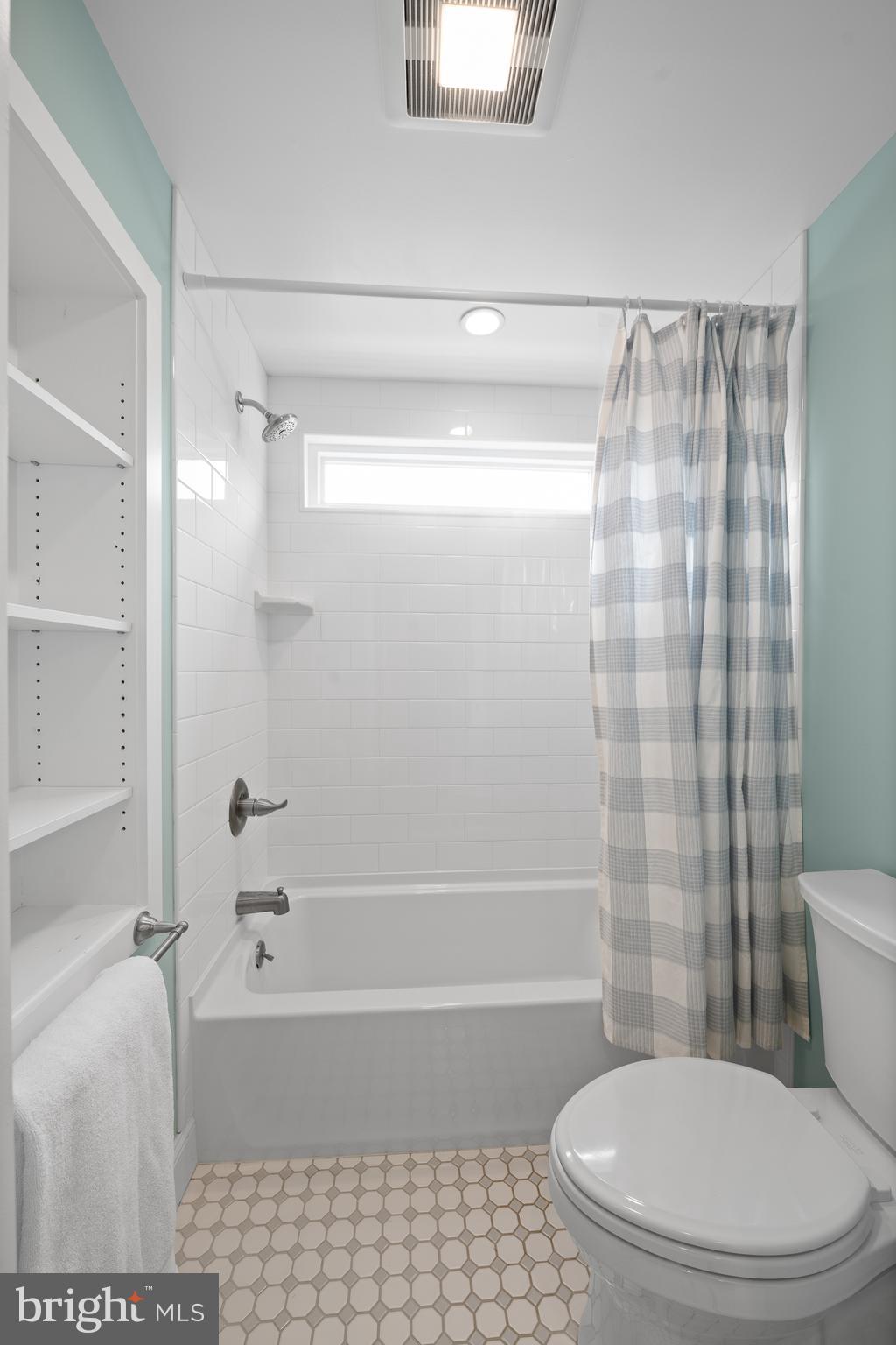 115 Barcladen Road Bryn Mawr, PA 19010 - Photo 23 of 39 a bathroom with a toilet and shower