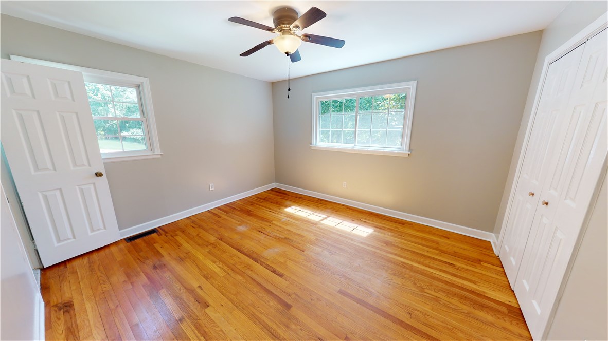 817 Johnson Road Central, SC 29630 - Photo 7 of 17 Primary with attached bath