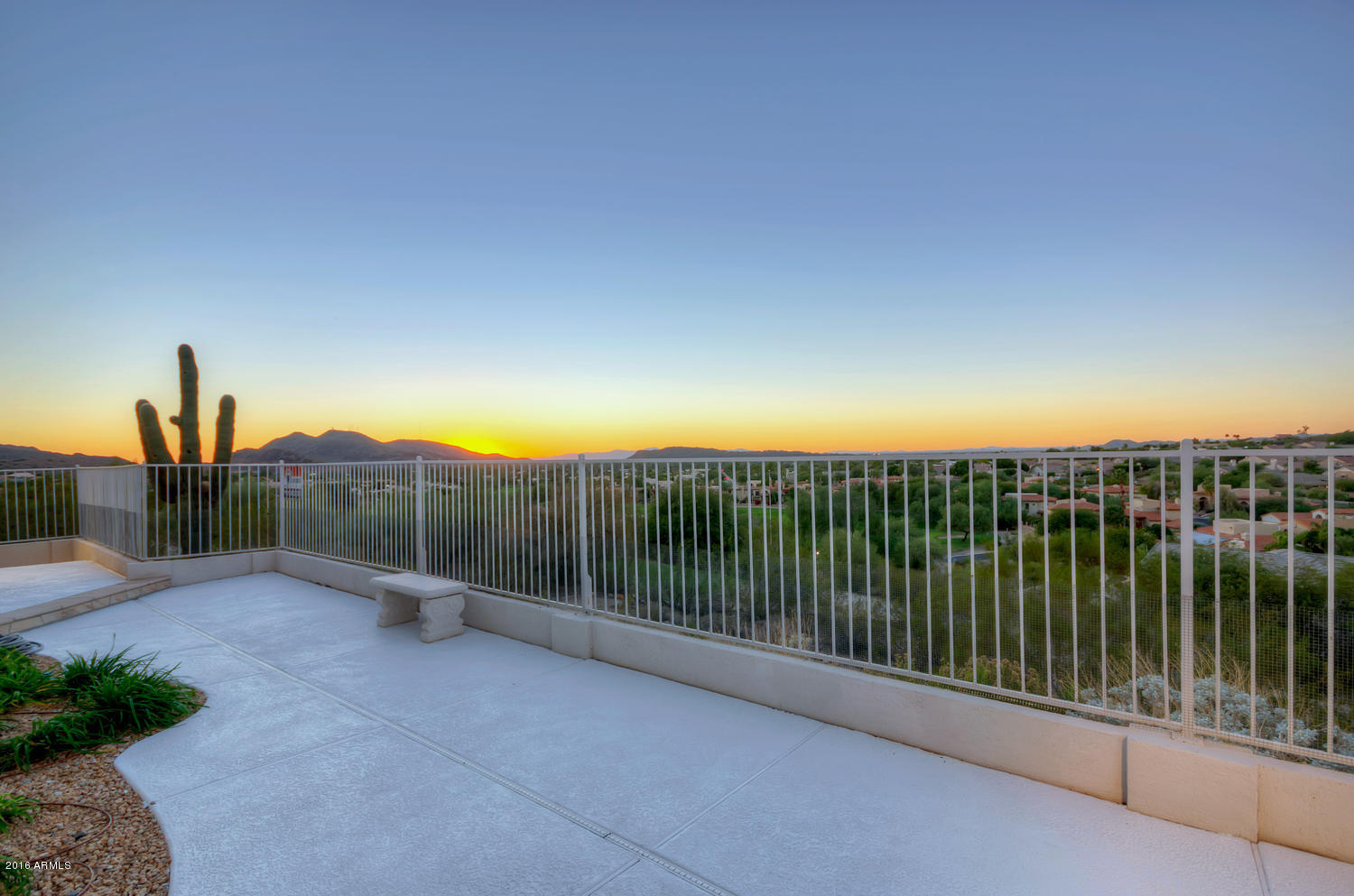 1542 East Redfield Road Phoenix, AZ 85022 - Photo 14 of 32 1542 E Redfield Rd-large-037-58-1542 E R