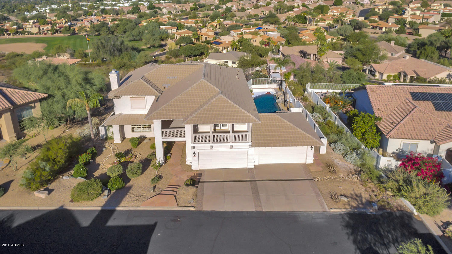 1542 East Redfield Road Phoenix, AZ 85022 - Photo 24 of 32 1542 E Redfield Rd-large-005-3-1542 E Re
