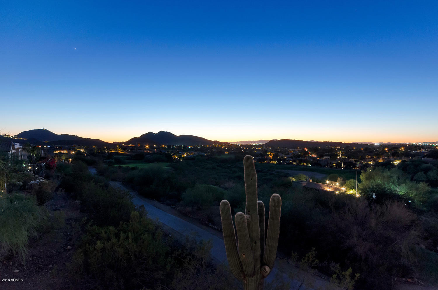 1542 East Redfield Road Phoenix, AZ 85022 - Photo 10 of 32 1542 E Redfield Rd-large-042-67-1542 E R