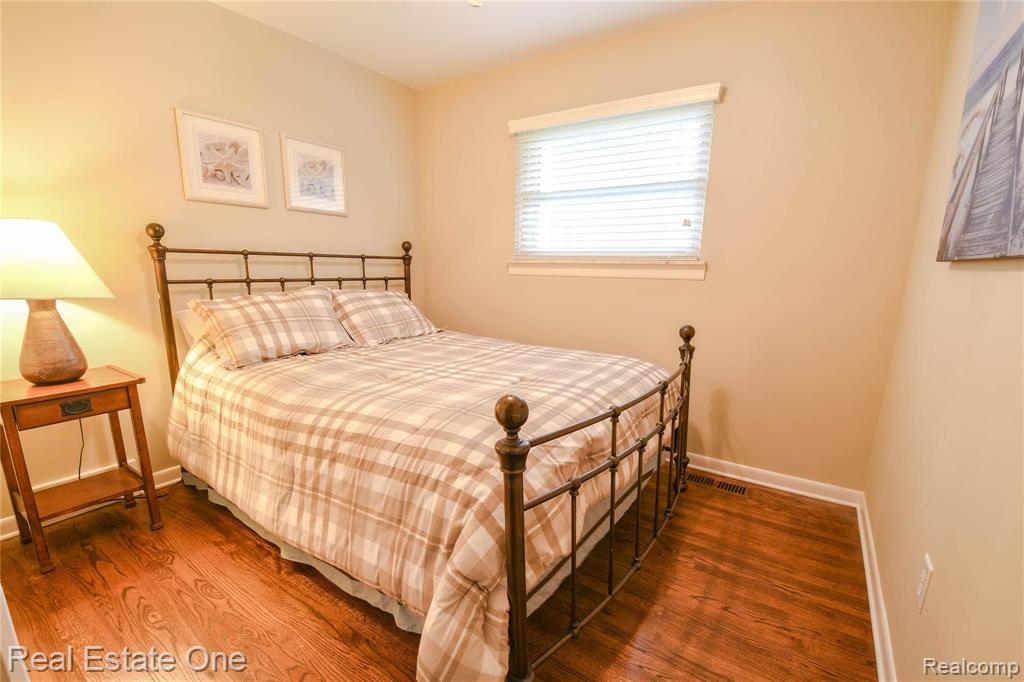 736 Ludlow Avenue Rochester, MI 48307 - Photo 26 of 42