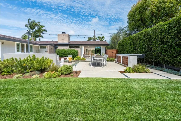 $1,775,000 | 3231 Rowena Drive, Rossmoor, CA 90720