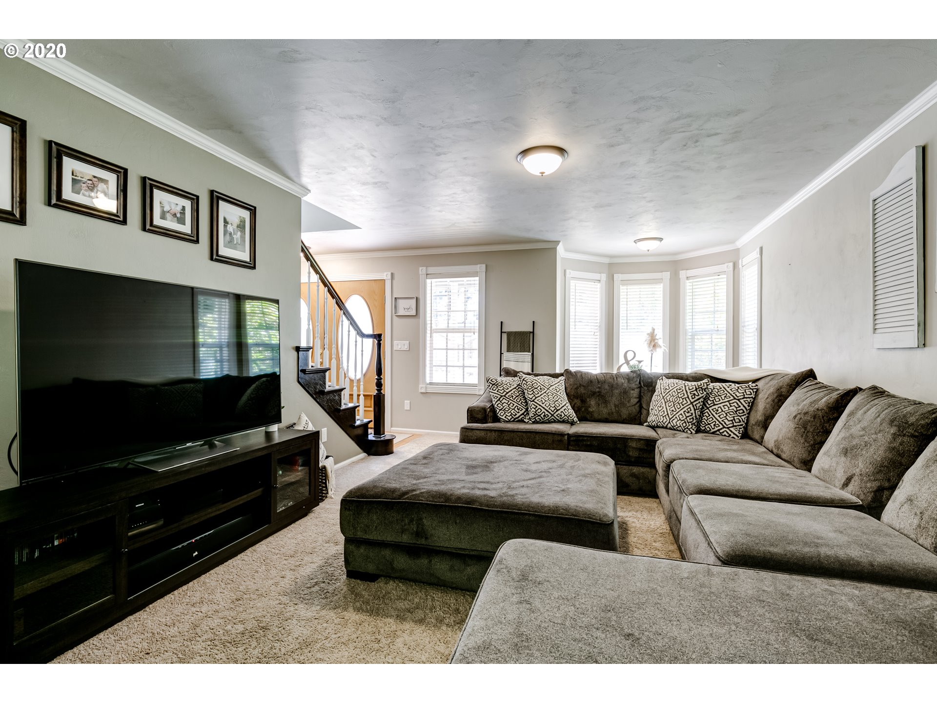 667 South 73rd Street Springfield, OR 97478 - Photo 4 of 21