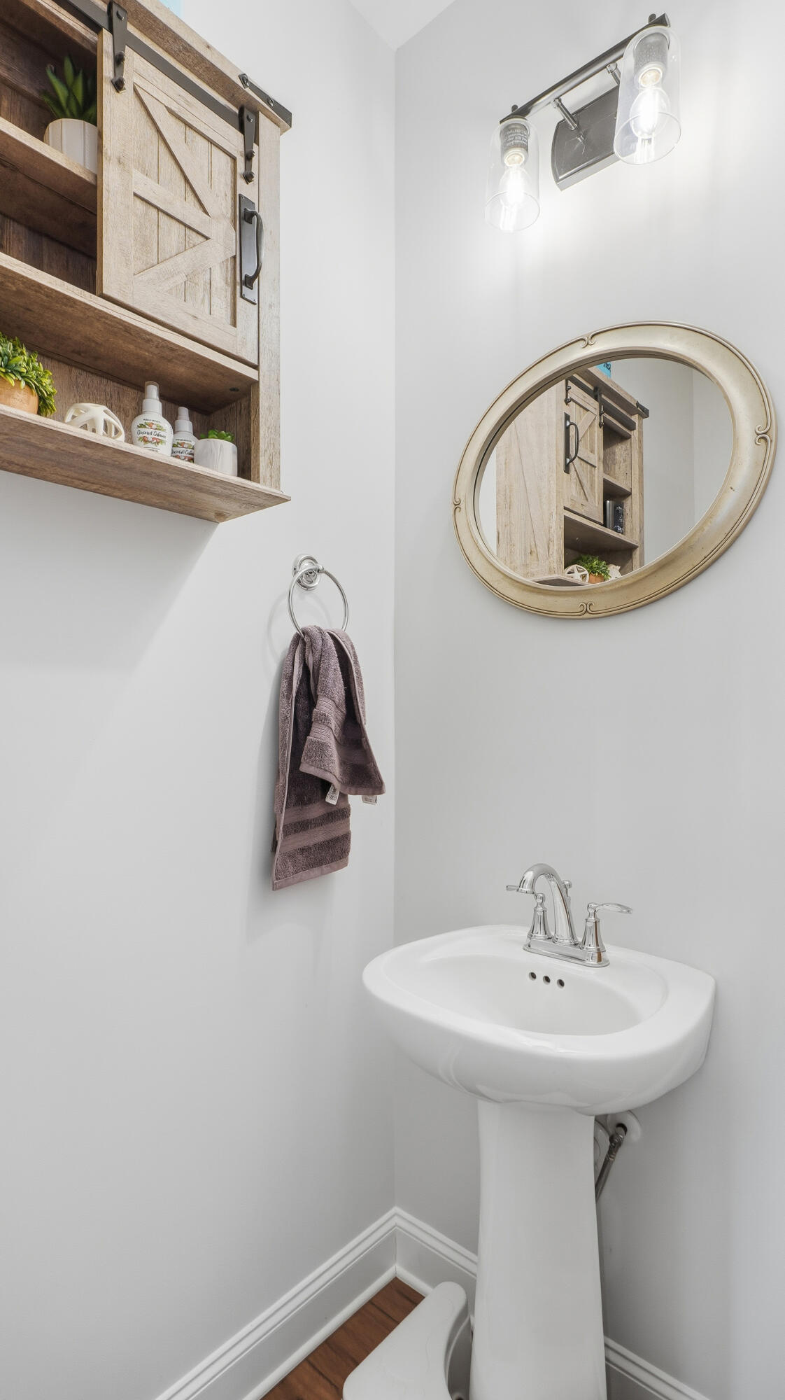 3951 Inlet Loop Chattanooga, TN 37416 - Photo 11 of 36 Half Bath