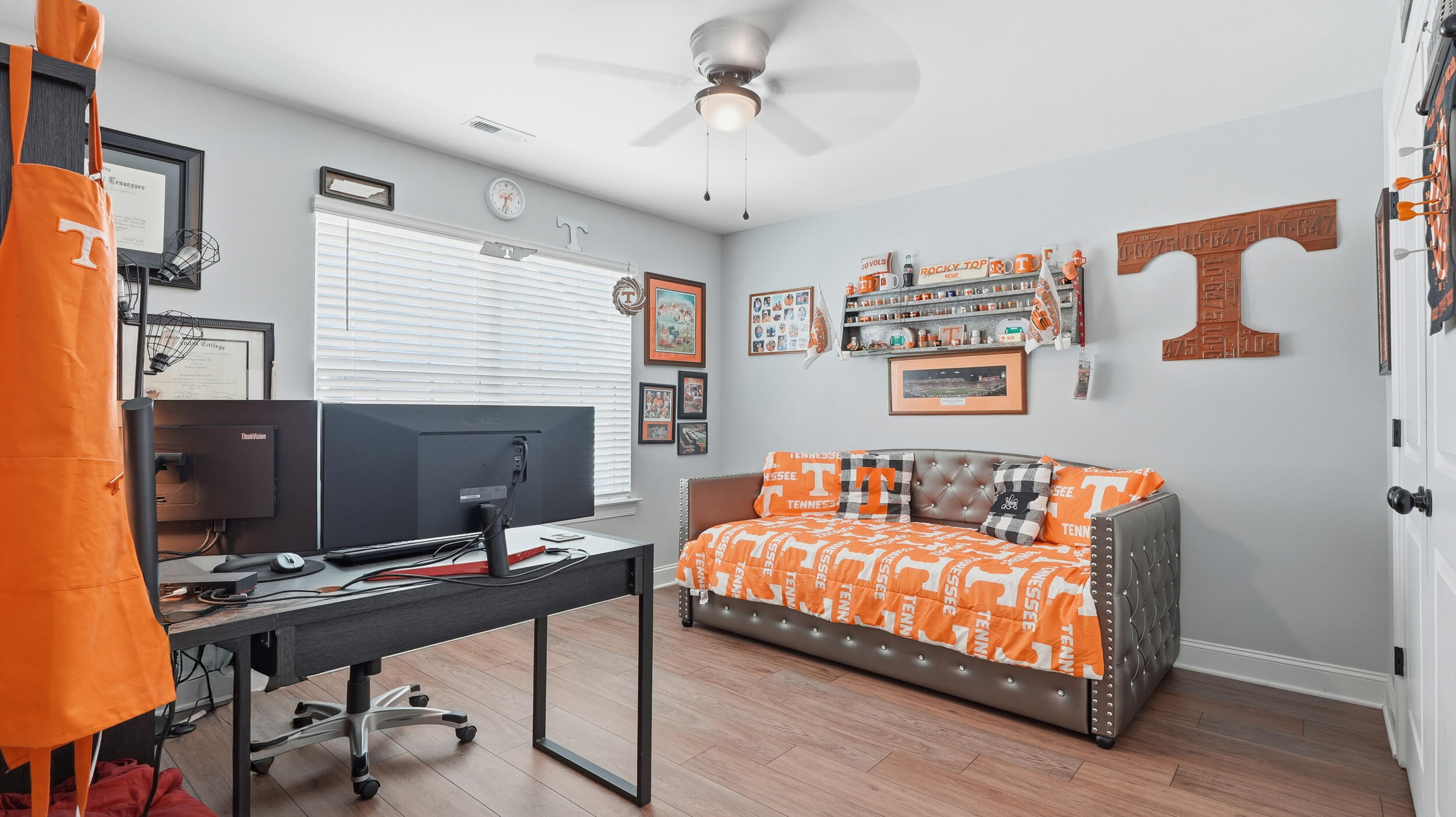 3951 Inlet Loop Chattanooga, TN 37416 - Photo 21 of 36 Guest Bedroom #2