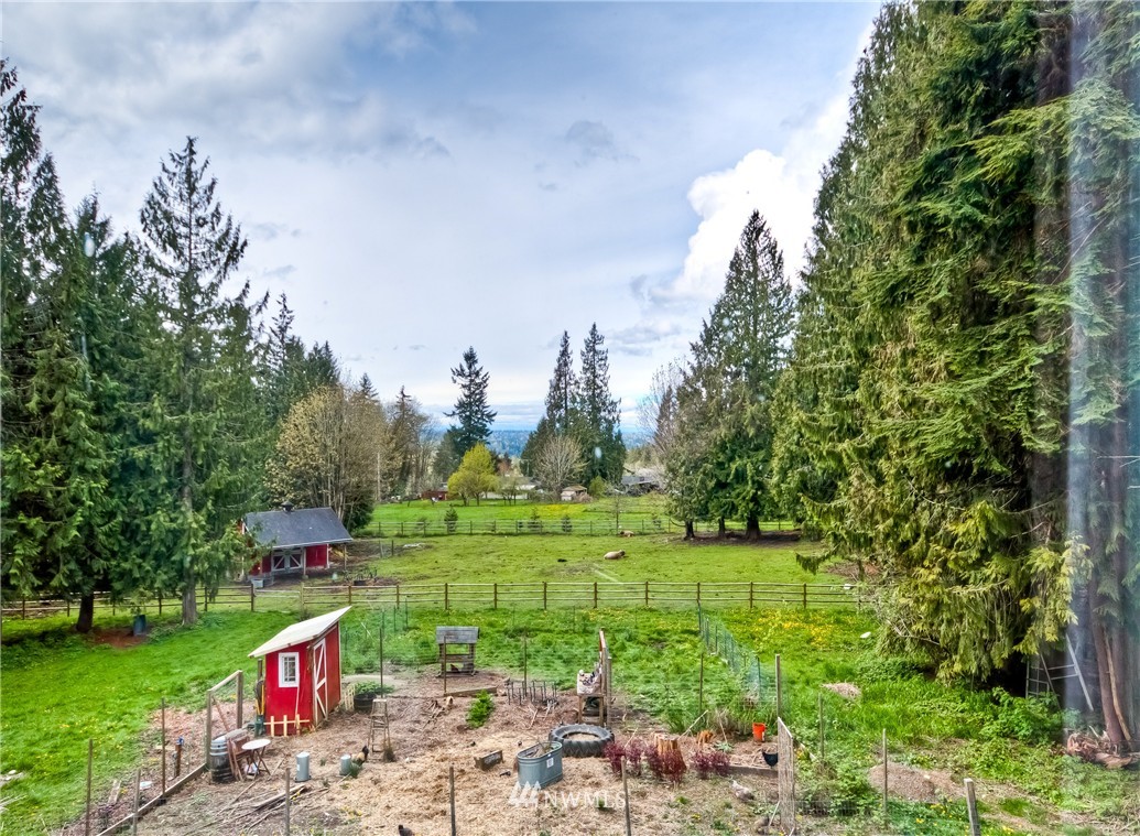 929 Newberg Road Snohomish, WA 98290 - Photo 5 of 25 Gallery Image 5
