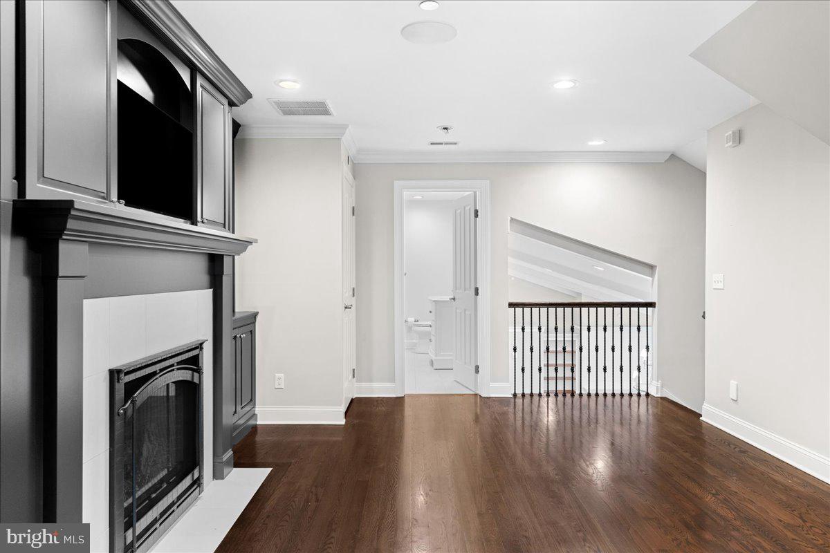2401 Lower State Road, Unit 202 Doylestown, PA 18901 - Photo 15 of 49