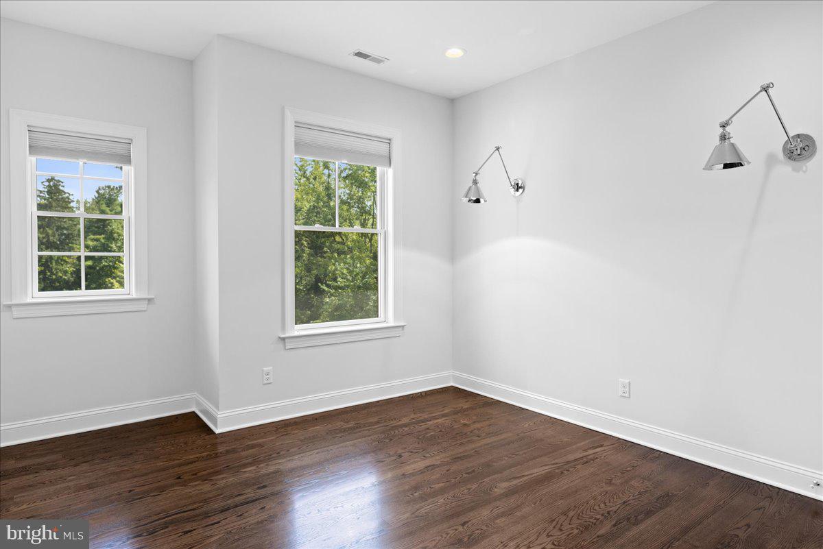 2401 Lower State Road, Unit 202 Doylestown, PA 18901 - Photo 23 of 49