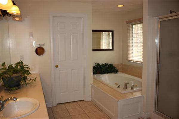 79 Wheeler Road Stow, MA 01775 - Photo 15 of 25