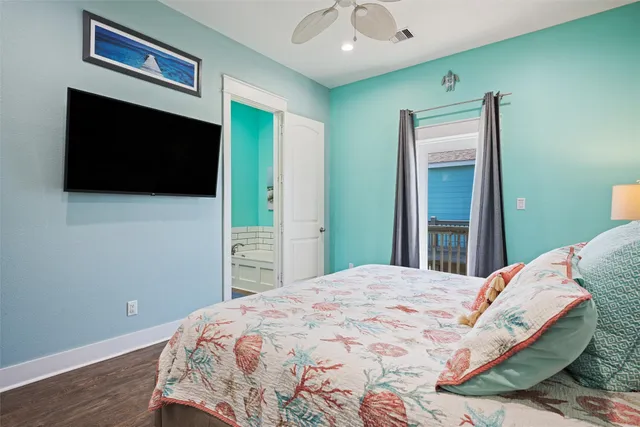 $325,000 | 2569 Palm Drive, Port Bolivar, TX 77650