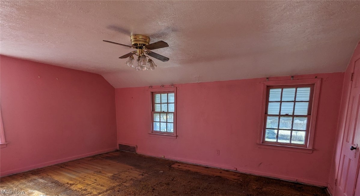 3725 Menlo Road Cleveland, OH 44120 - Photo 10 of 15