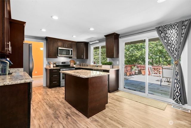 $665,000 | 31936 36th Avenue Southwest, Federal Way, WA 98023