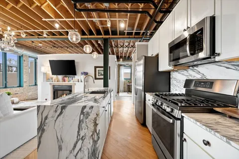 $425,000 | 7509 Madison Street, Unit 3C, Forest Park, IL 60130