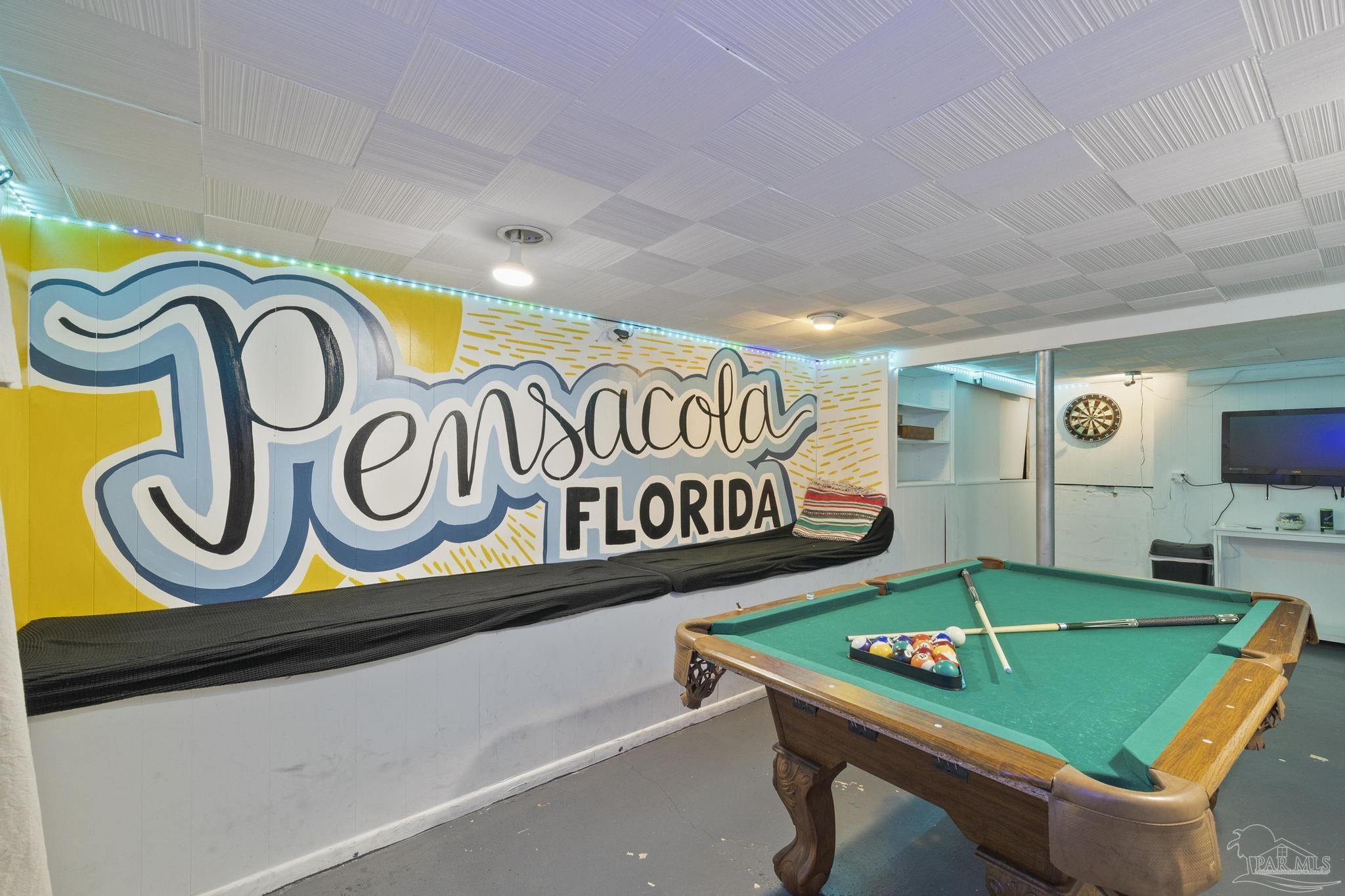 200 Clematis Street Pensacola, FL 32503 - Photo 25 of 33 a room with furniture and pool table