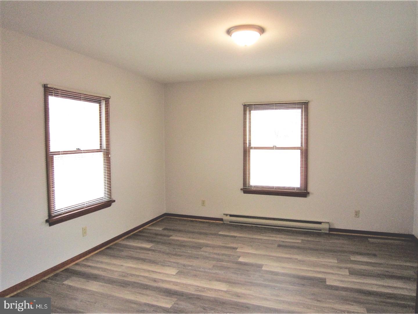 410 Longfield Road Newark, DE 19713 - Photo 11 of 20 Dining Room