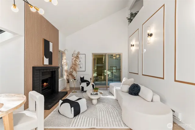 $615,000 | 14640 Northeast 80th Place, Unit 32C, Redmond, WA 98052