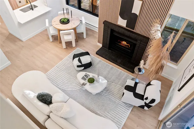 $615,000 | 14640 Northeast 80th Place, Unit 32C, Redmond, WA 98052