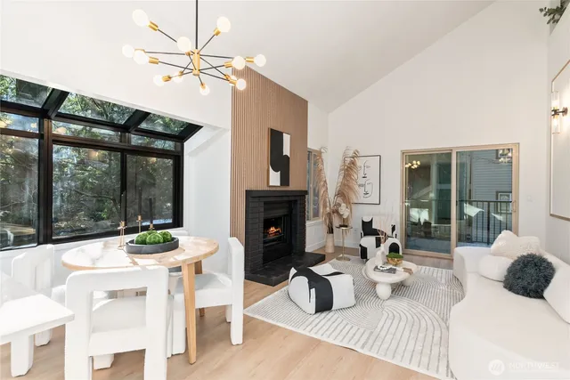 $615,000 | 14640 Northeast 80th Place, Unit 32C, Redmond, WA 98052