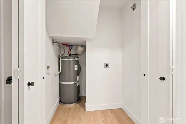 $615,000 | 14640 Northeast 80th Place, Unit 32C, Redmond, WA 98052