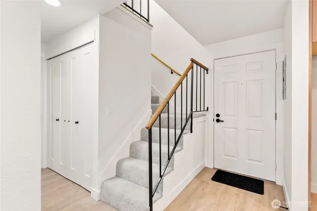 $615,000 | 14640 Northeast 80th Place, Unit 32C, Redmond, WA 98052