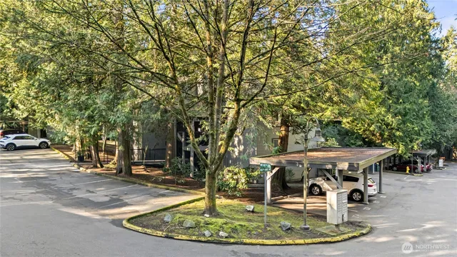 $615,000 | 14640 Northeast 80th Place, Unit 32C, Redmond, WA 98052