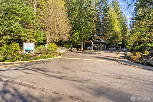 $615,000 | 14640 Northeast 80th Place, Unit 32C, Redmond, WA 98052