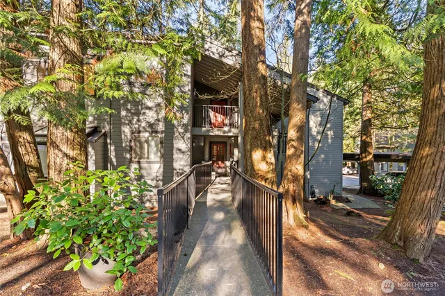 $615,000 | 14640 Northeast 80th Place, Unit 32C, Redmond, WA 98052