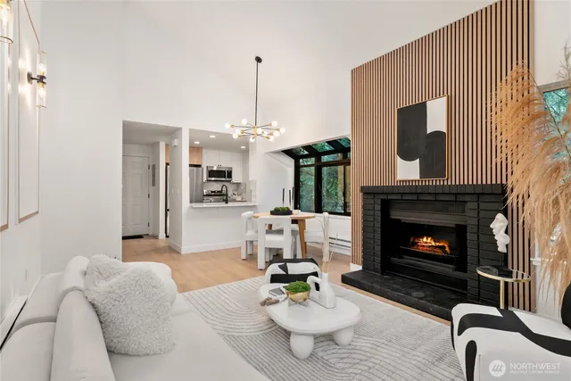 $615,000 | 14640 Northeast 80th Place, Unit 32C, Redmond, WA 98052