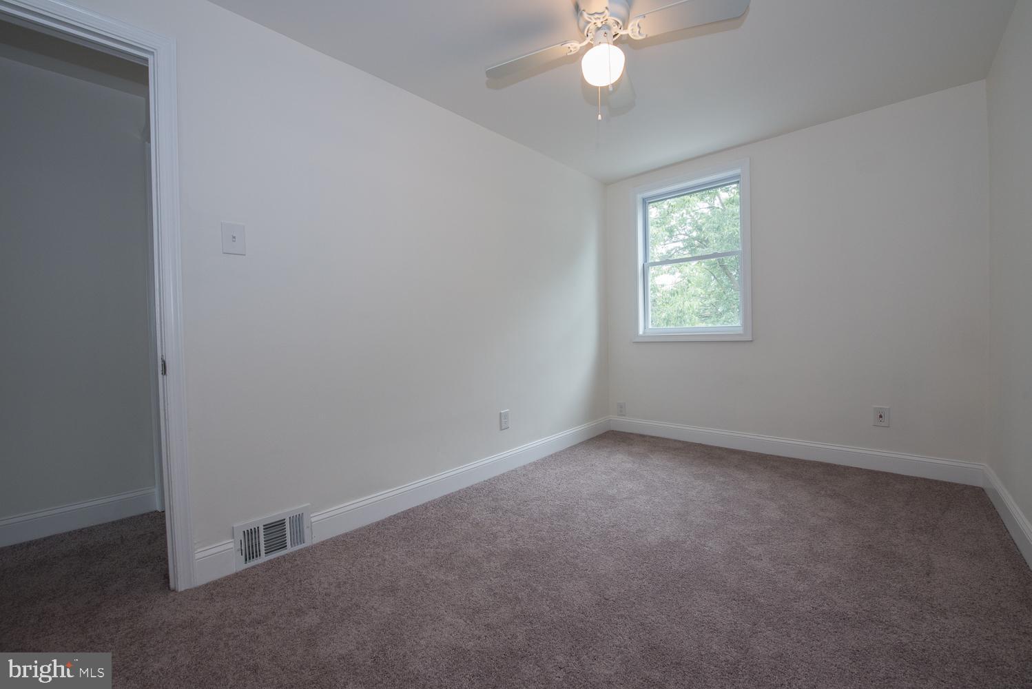 713 Bennington Road Folcroft, PA 19032 - Photo 14 of 25 Bedroom 2
