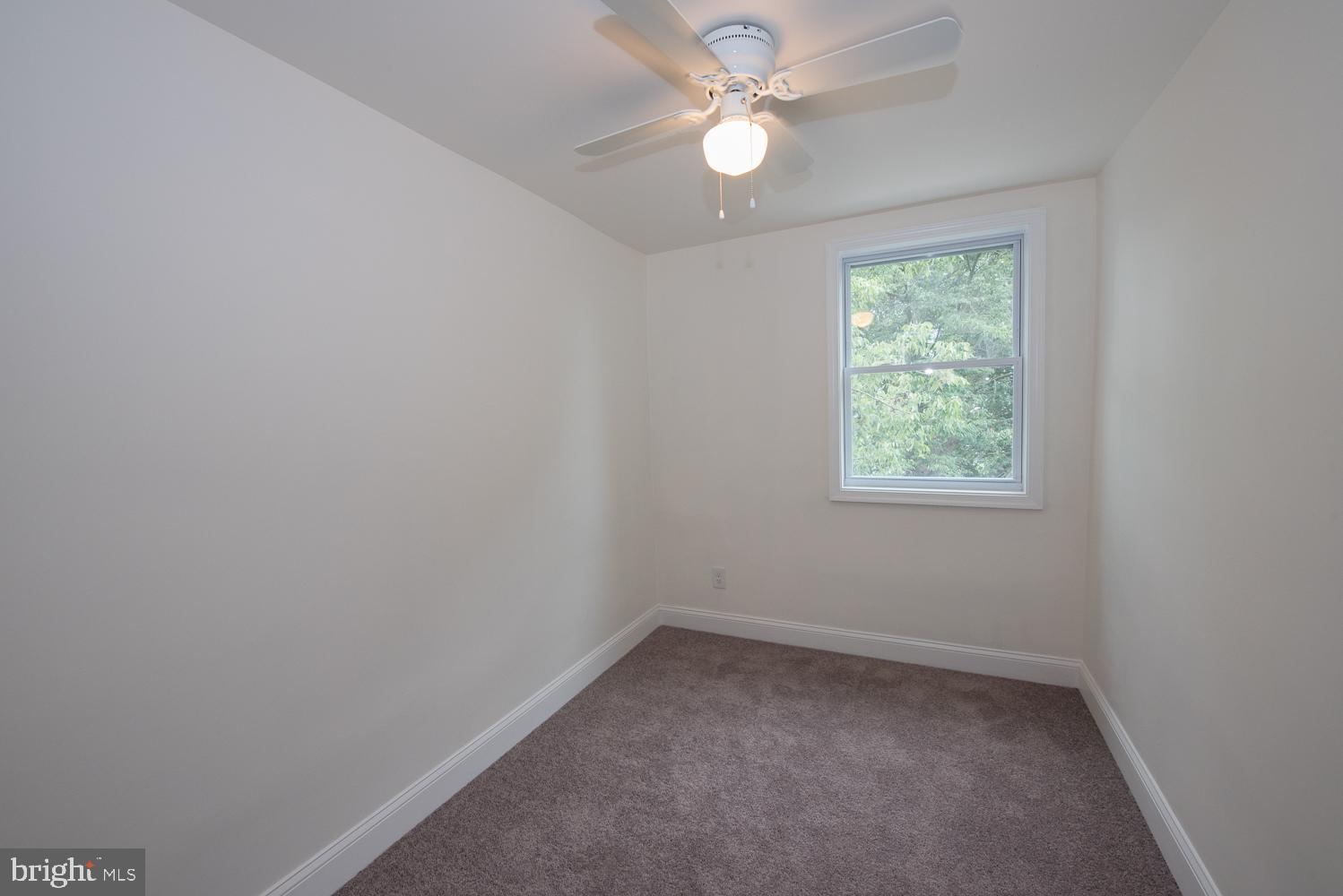 713 Bennington Road Folcroft, PA 19032 - Photo 17 of 25 Bedroom 3